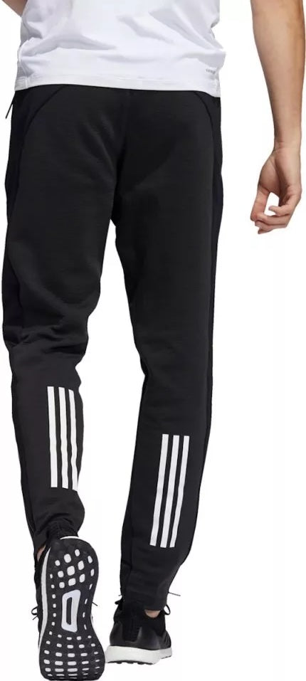 Joggers & Trousers Cold.Rdy Training Joggers, Black H17604