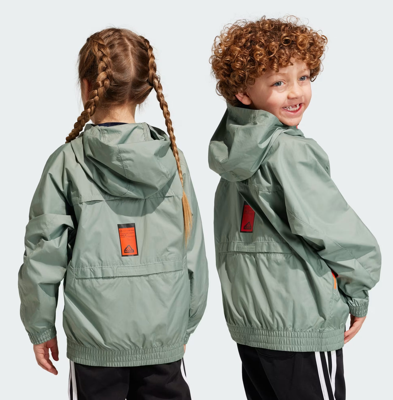 Loose fit City Escape Woven Lightweight Packable Windbreaker HR6374