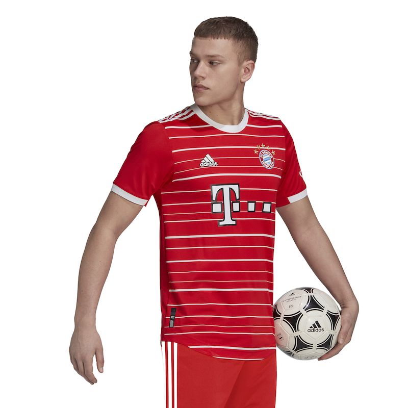 FC Bayern Munich adidas ポロシャツ 赤 adidas FC Bayern Munich Icon Track Top Shadow Red JF0582