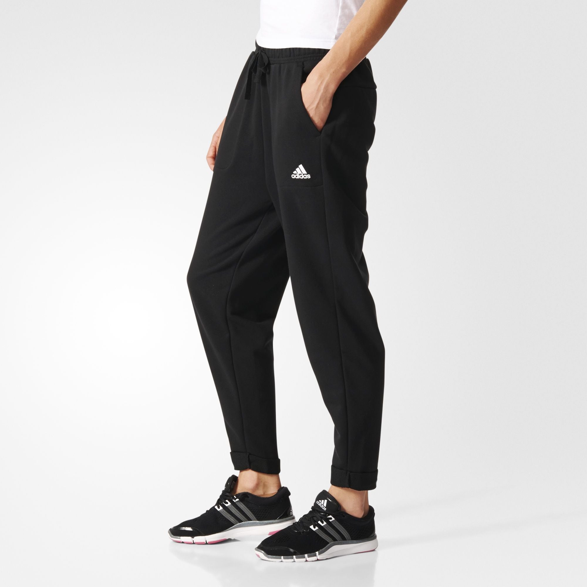 Women's Essentials Boyfriend Pants Black-S97161 – Sports Outlet